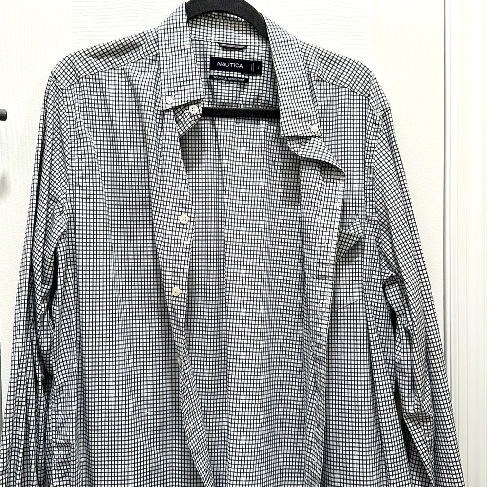 Men’s Button Down Dress Shirt